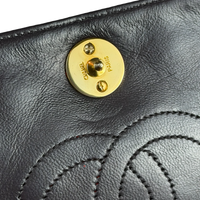 Chanel Wallet on Chain - View 14