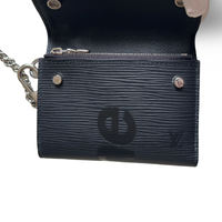Louis Vuitton X Supreme Chain Wallet - View 6