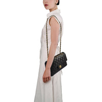 Chanel Classic Flap Small - View 17