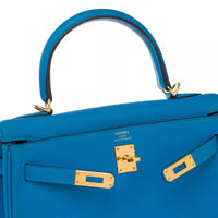 Hermès Kelly 25 in Bleu Zanzibar Togo leather, gold hardware – image 9