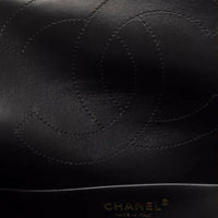 Chanel Maxi Flap - View 9