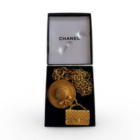 Chanel Vintage Classic Flap and Straw Hat Necklace 24k Gold-Plated - View 2